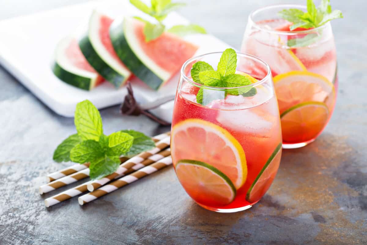 Crafting the Perfect Summer Mocktails: Refreshing Recipes for Every Occasion